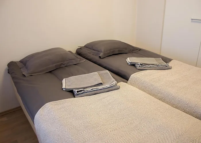 Aurinkolahti Cosy With Warm Parking Apartamento *