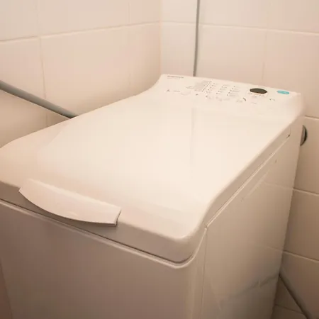 Aurinkolahti Cosy With Warm Parking *